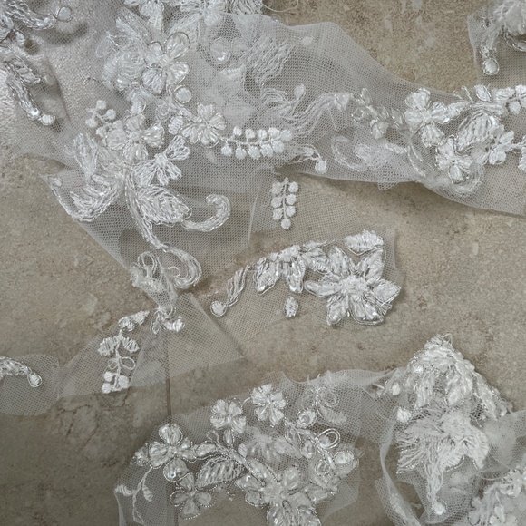 PNINA TORNAI 🤍 WEDDING GOWN - Picture 13 of 16